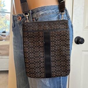 Y2K 2000s coach black monogram print crossbody bag
